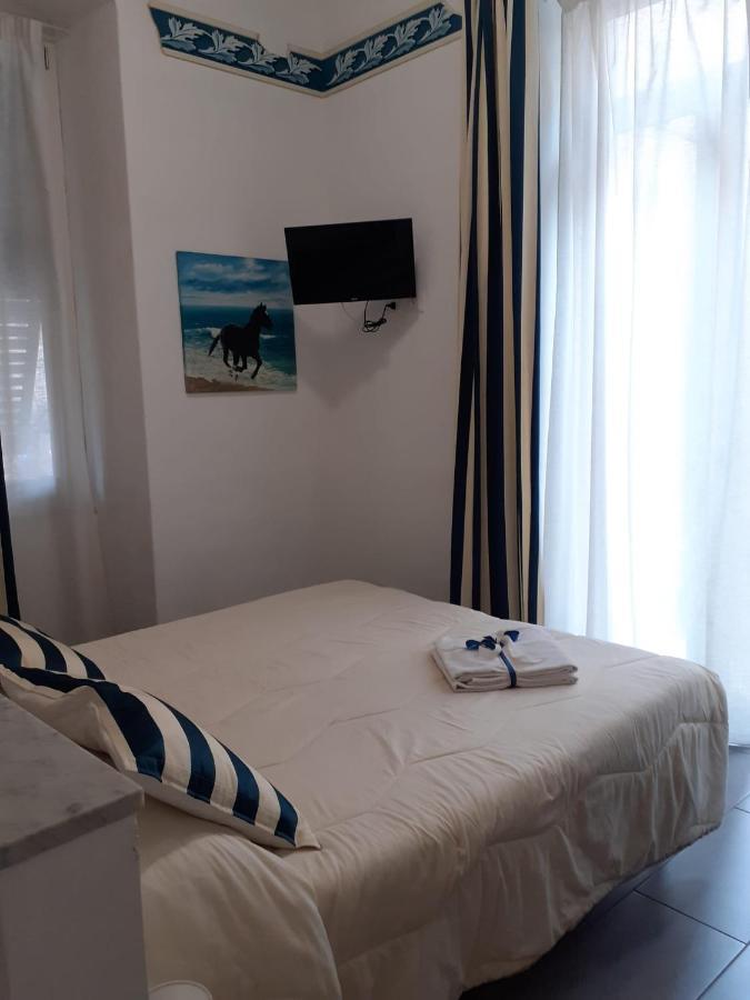 L'Angelo Blu Hotel Специя Екстериор снимка